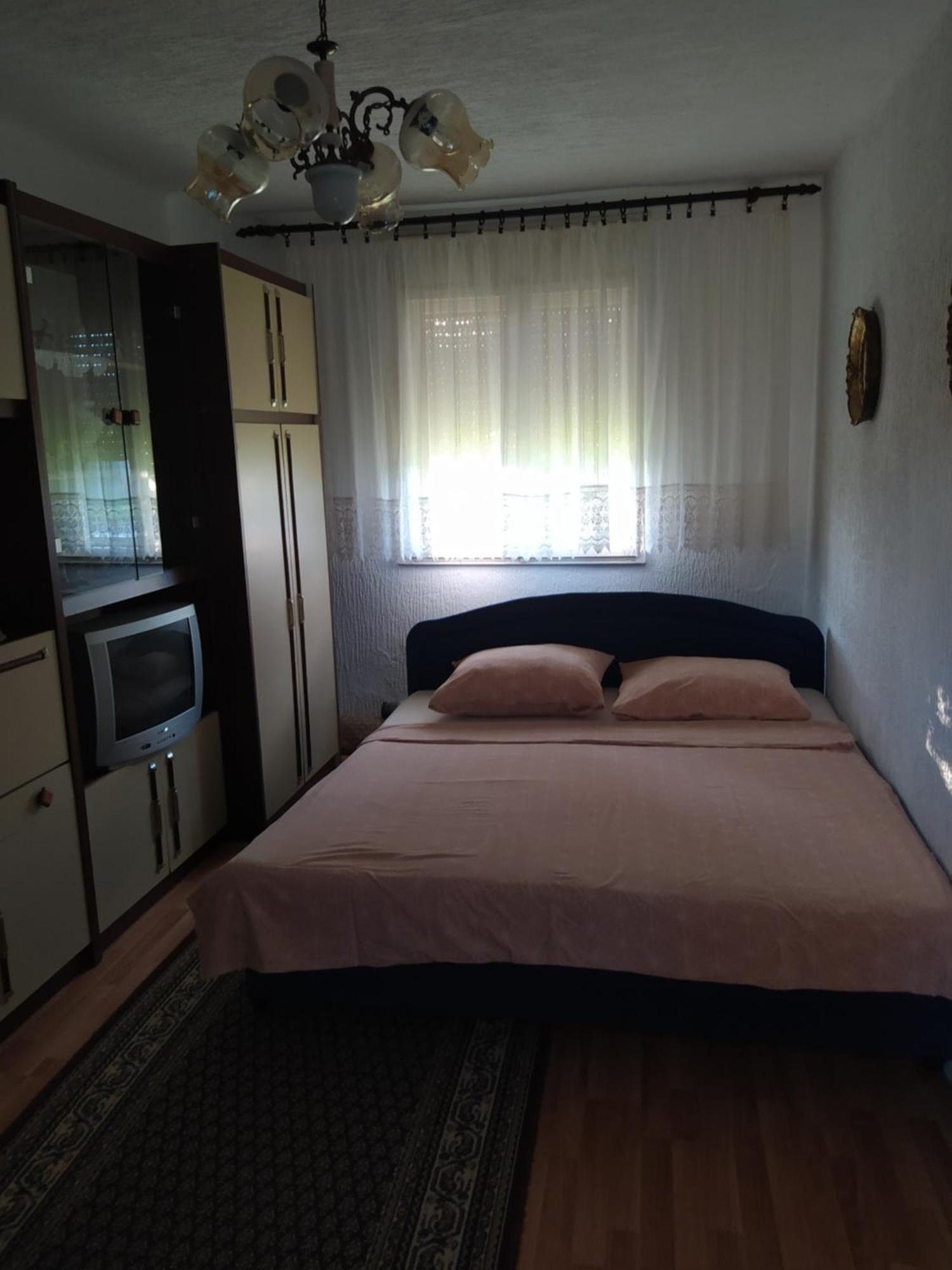 Vila Oaza Mira Porodicna Kuca Za Opustanje Apatin Exteriér fotografie